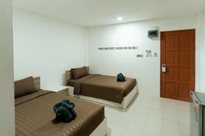 Camera doppia con letti singoli Deluxe — Apollo Hotel Chalong